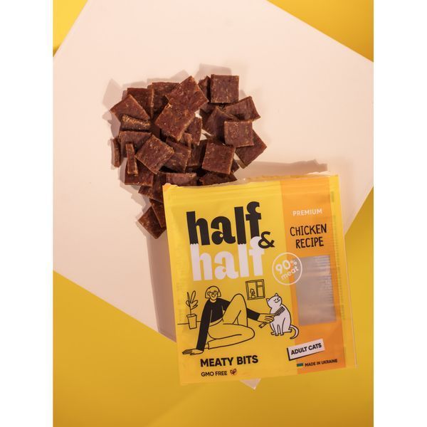 Ласощі HalfHalf м ясні шматочки для котів, із куркою 50 г 31854 Half фото